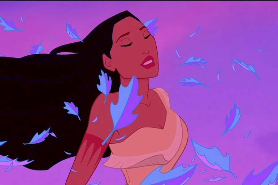 Filmowa "Pocahontas" głosem Edyty Górniak śpiewa:
I mądry jesteś tak,
Że aż słów podziwu brak,
Dlaczego – powiedz mi – tak...